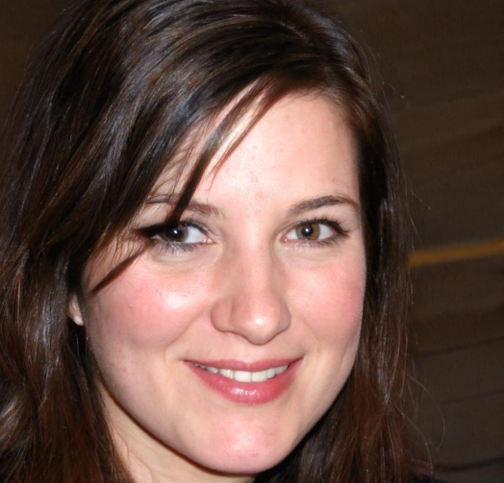 Portrait de Noémie Blanchard, consultante en finances personnelles